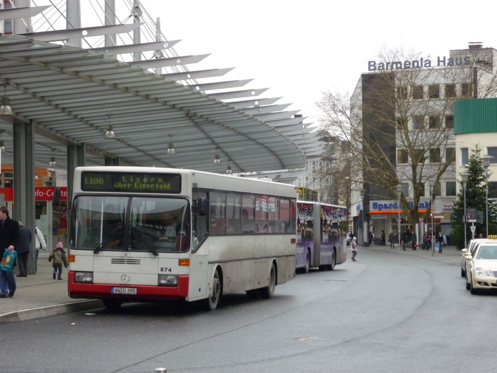 L100 nach Eisern in Siegen Busbahnhof