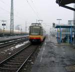 avg-vbk/54823/gt8-100d-2sm-853-als-s5 GT8 100D 2SM 853 als S5 zum Dorschberg(Badepark) am Bahnhof Wrth(Rhein). 19.02.2010